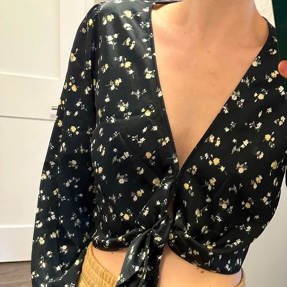 Satin tie front floral crop top